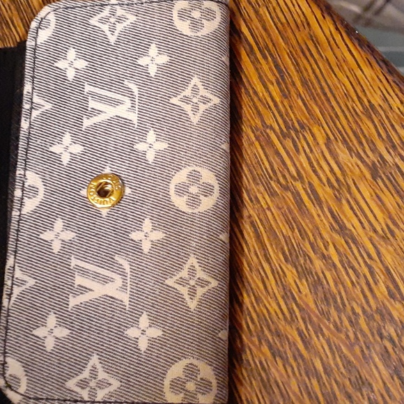 Louis Vuitton Denim Keyholder Six Keyholder - Picture 4 of 14